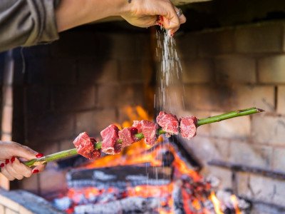 Madeira beef skewers